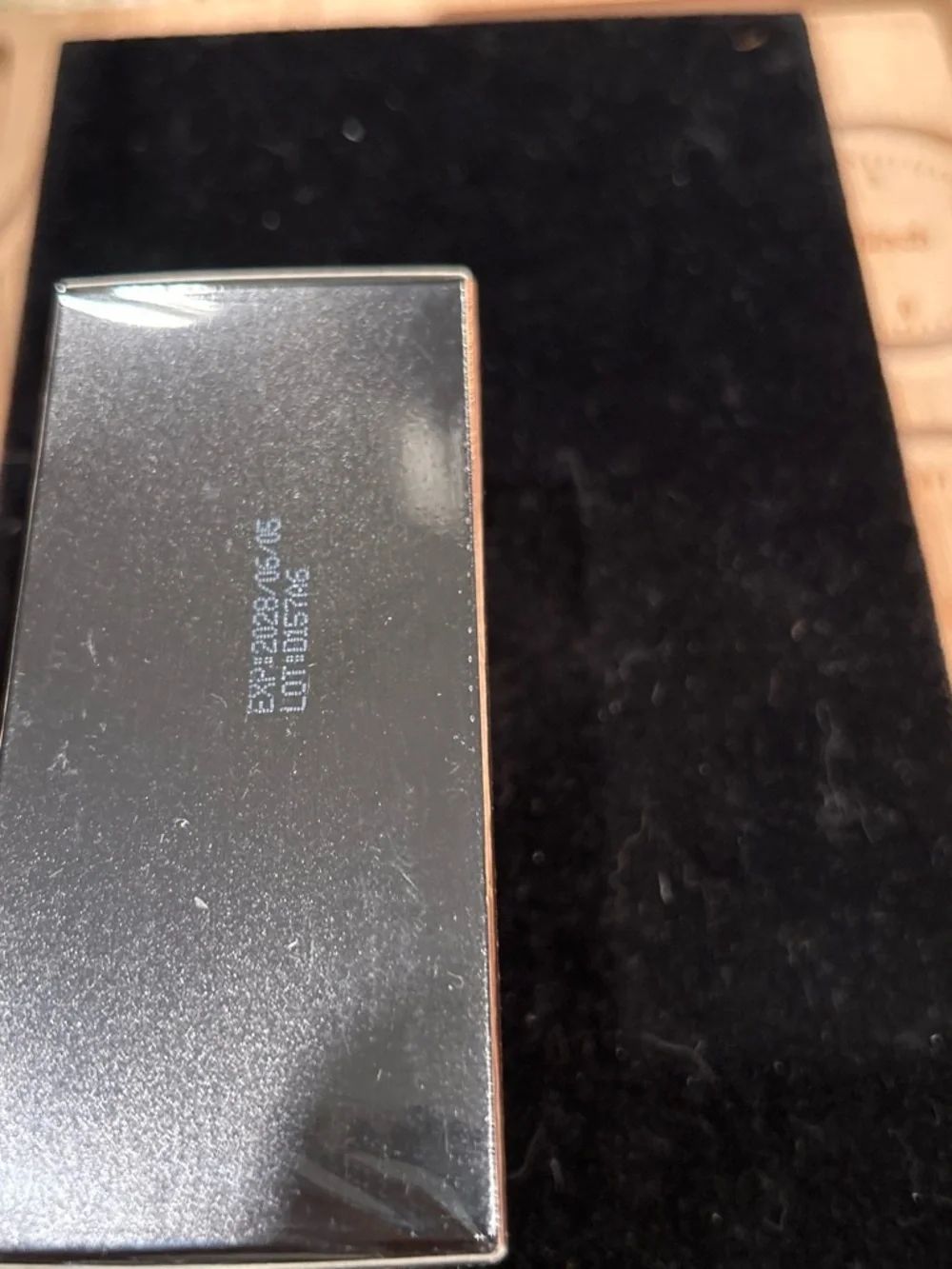Lightweight Long-Lasting Foundation - Gold